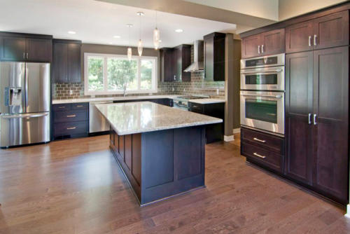 Custom Kitchen Cabinets and Design